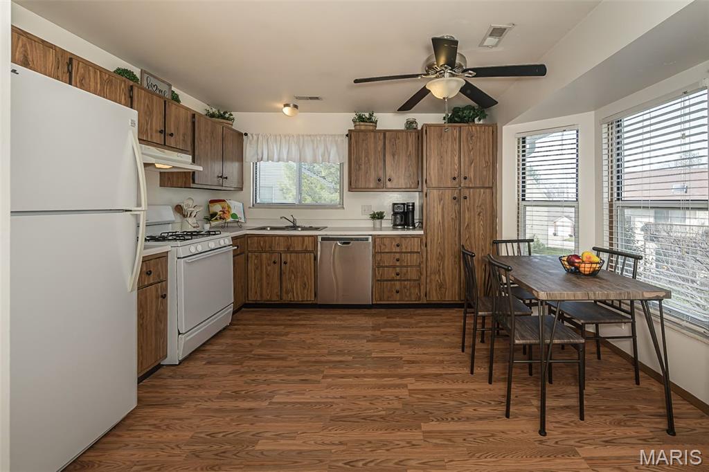 Villas At Crown Colony Condos - Residential