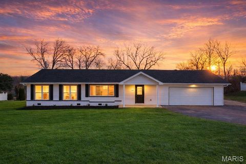 108 Maple Lane Ballwin MO 63011