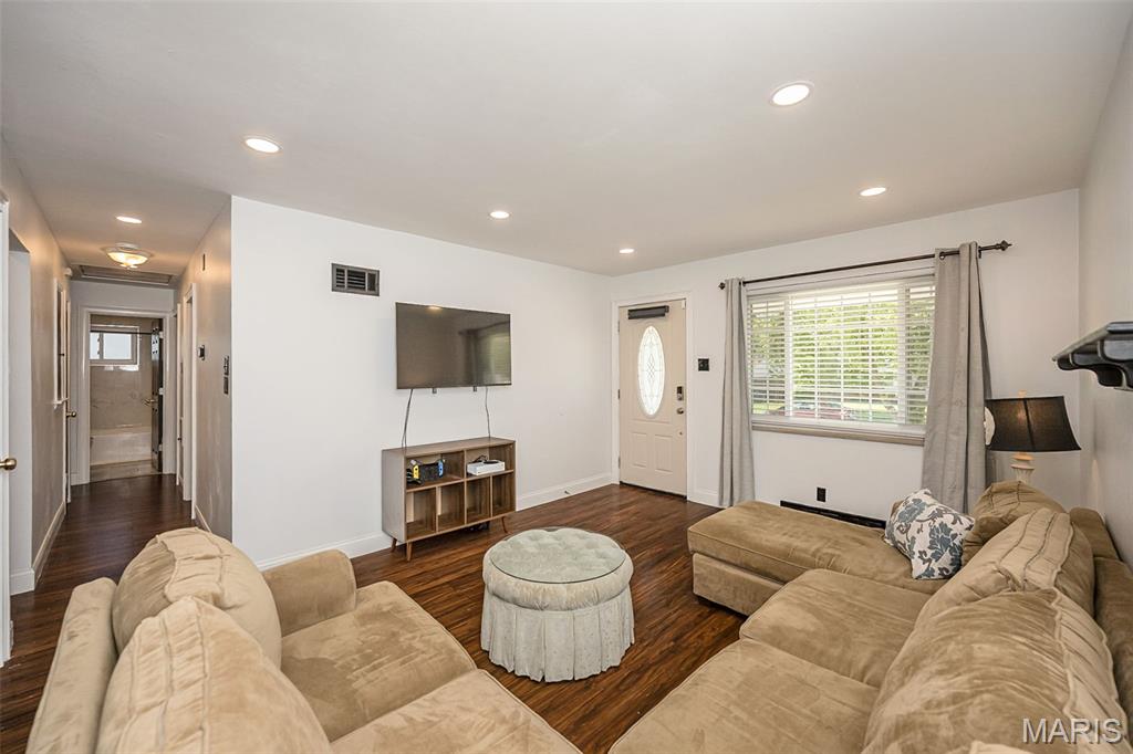 Lakeside - Residential
