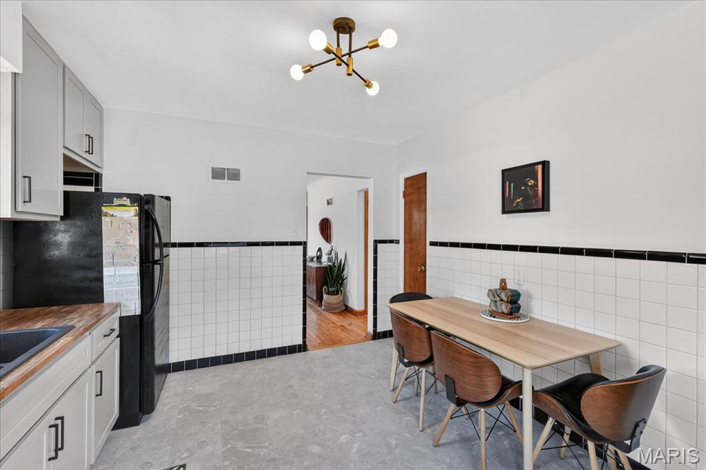 Delanos Add - Residential