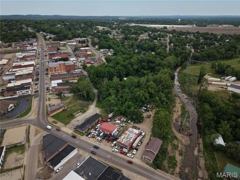Photo of 114 W Main Street, Park Hills, MO 63601 (MLS # 26031027)