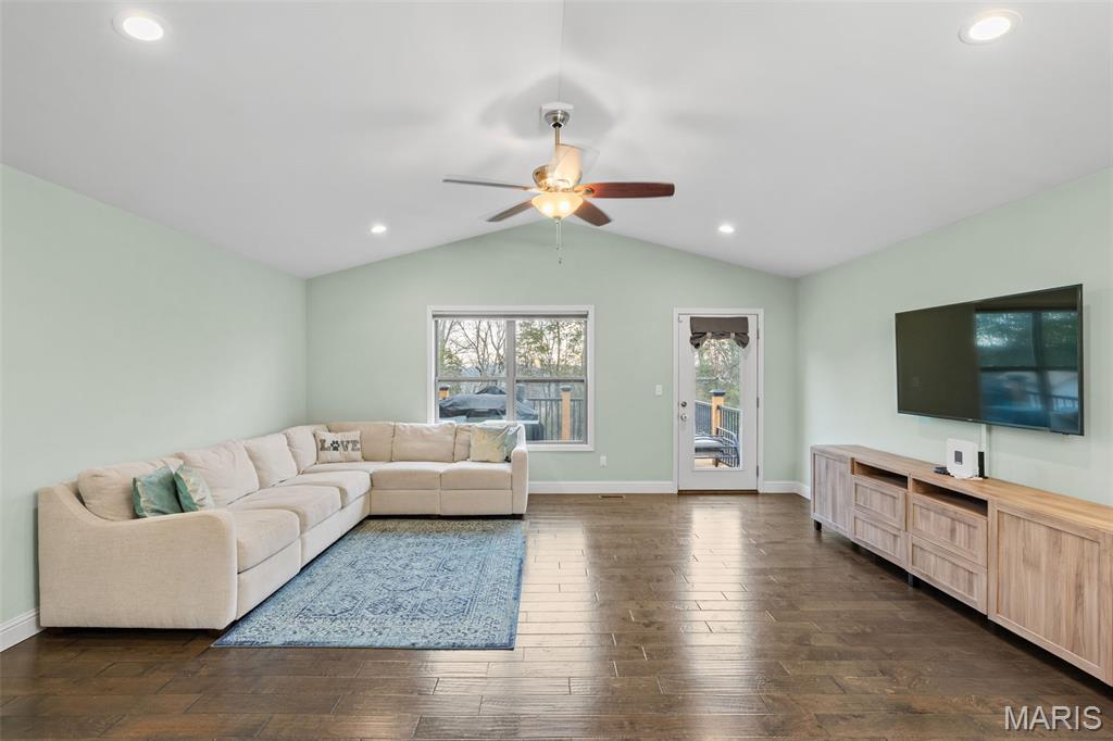 Walnut Ridge Place Loc 10 - Residential