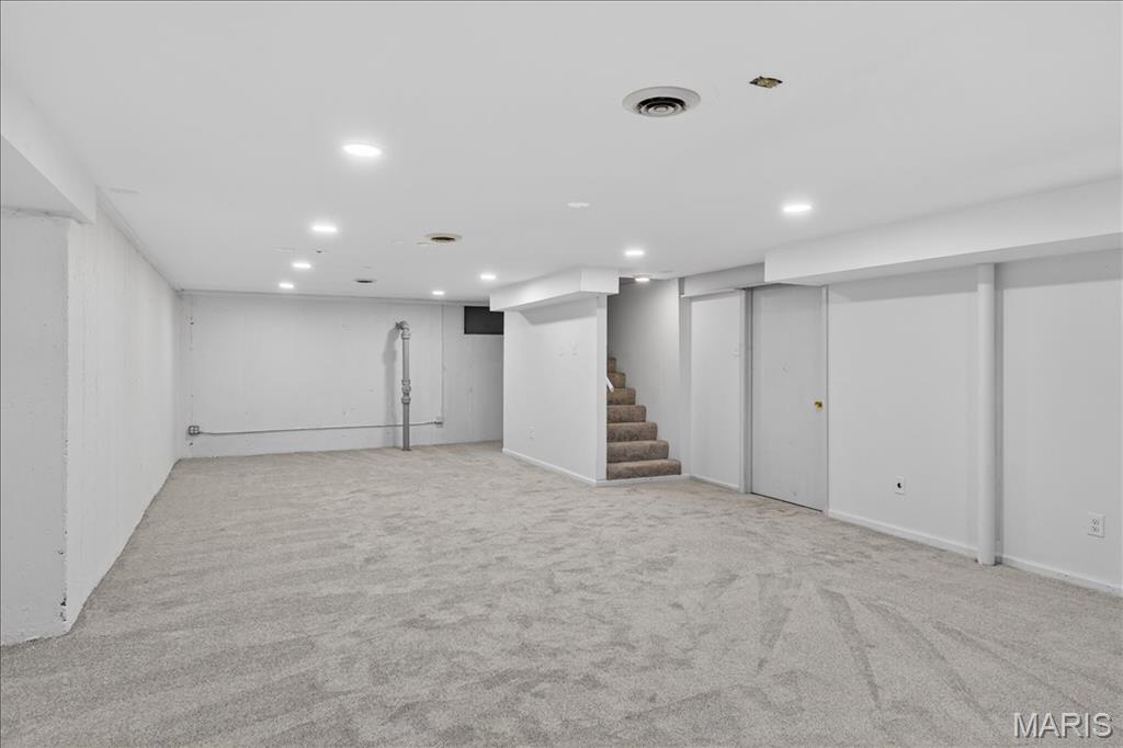 Queen Anne Village - Residential