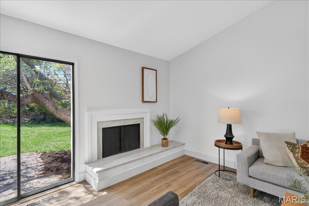 Queen Anne Village - Residential