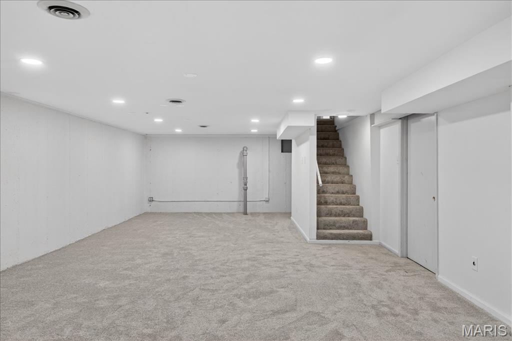 Queen Anne Village - Residential