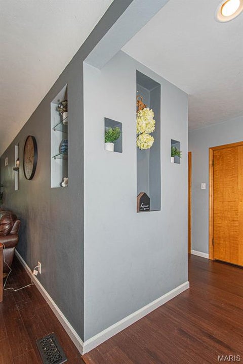 Tiny photo for 5118 Kingwood Drive, St Louis, MO 63123 (MLS # 26058823)