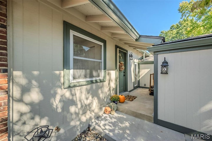 Photo 1 of 25 — 873 Delmonico Drive, Manchester, MO 63021