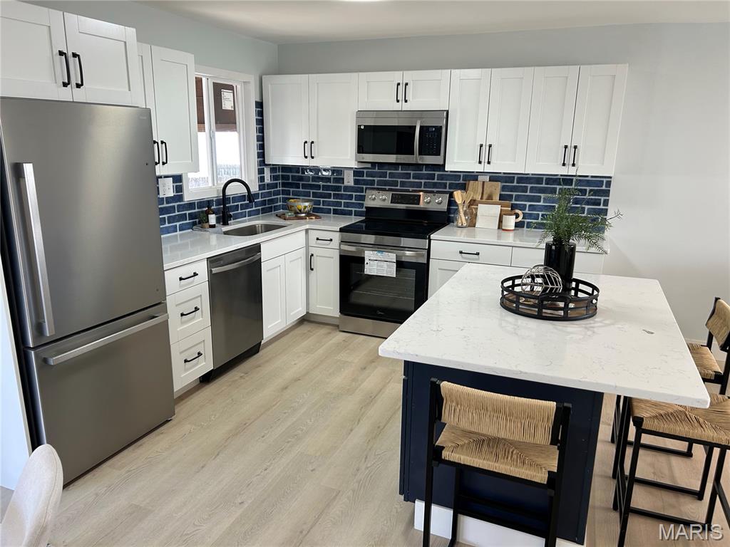 Pomme Del - Residential