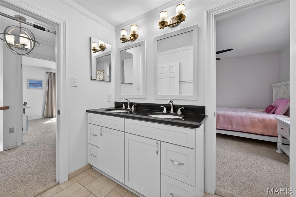 Turnberry Place - Residential