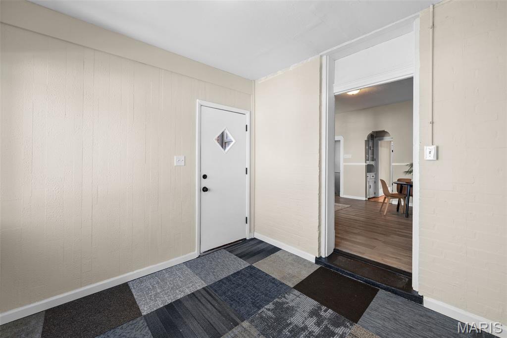 West Line/Michigan Ave - Residential