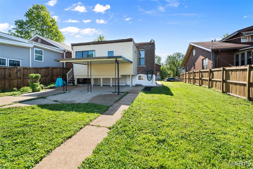 West Line/Michigan Ave - Residential