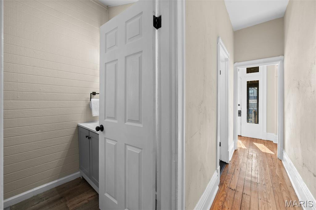 West Line/Michigan Ave - Residential