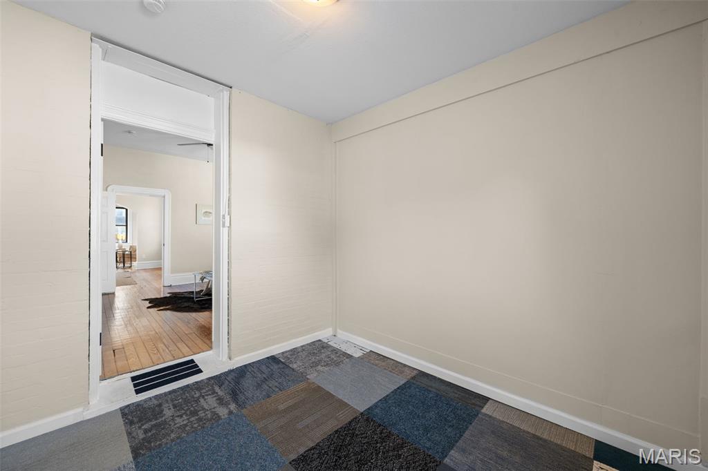 West Line/Michigan Ave - Residential