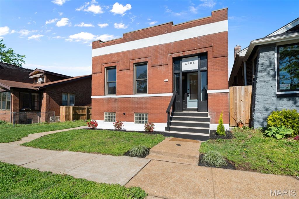 West Line/Michigan Ave - Residential