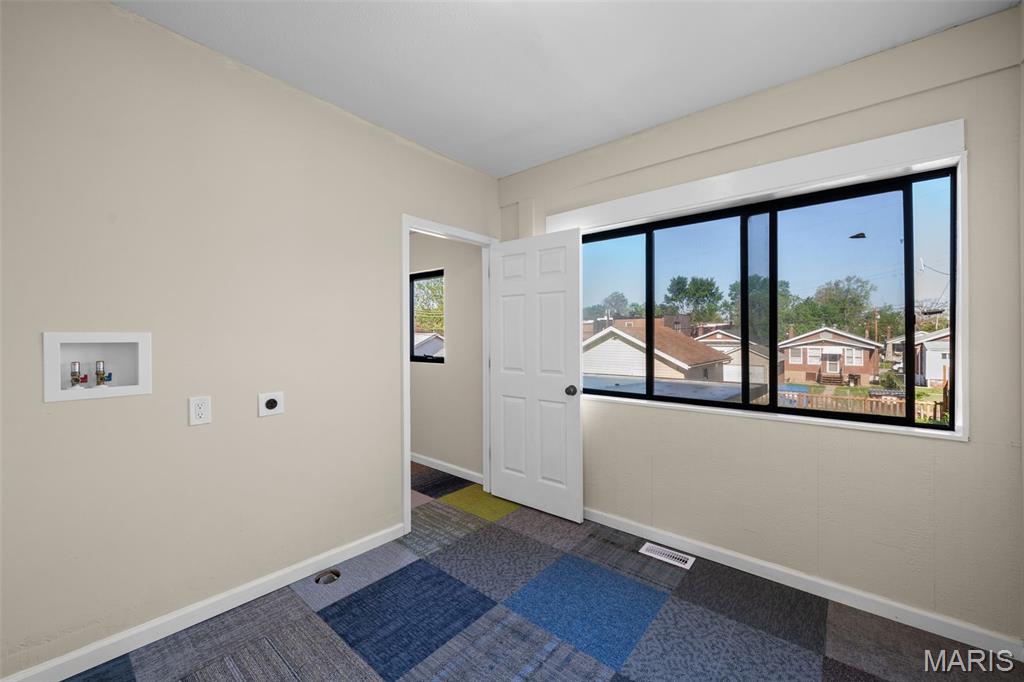 West Line/Michigan Ave - Residential