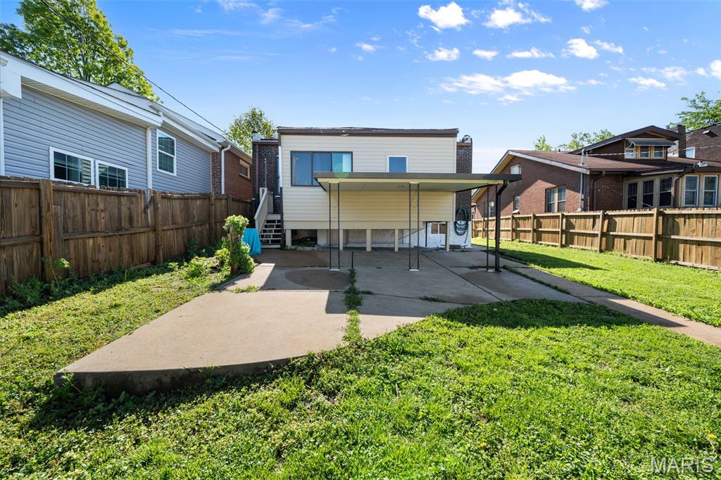 West Line/Michigan Ave - Residential