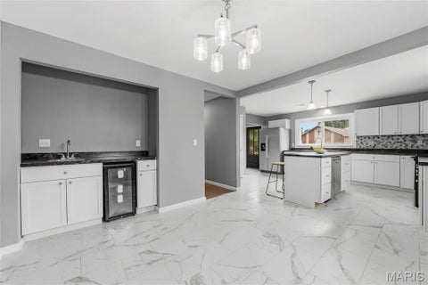 Tiny photo for 806 S Court Street, Bowling Green, MO 63334 (MLS # 26059853)