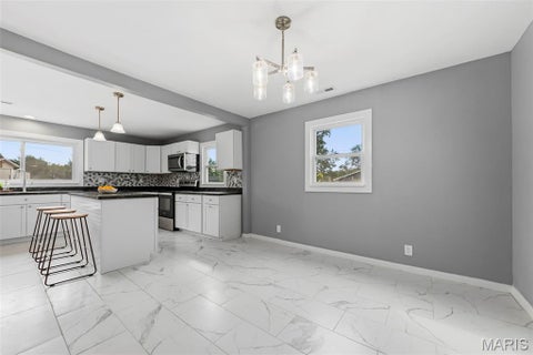 Tiny photo for 806 S Court Street, Bowling Green, MO 63334 (MLS # 26059853)