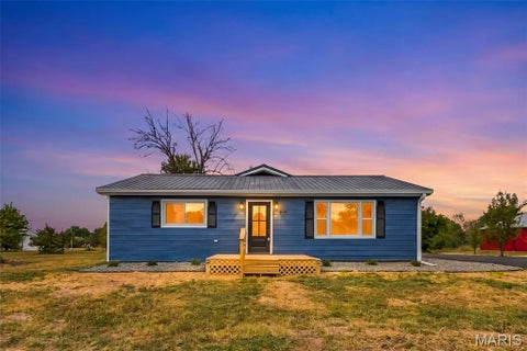 Photo of 806 S Court Street, Bowling Green, MO 63334 (MLS # 26059853)