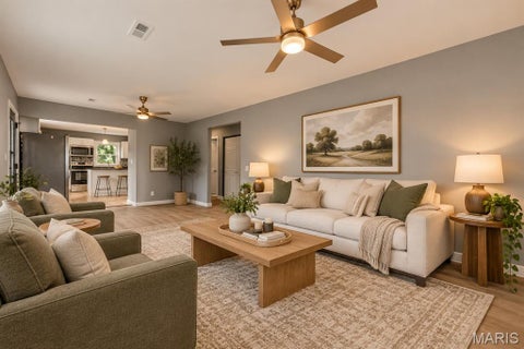 Tiny photo for 806 S Court Street, Bowling Green, MO 63334 (MLS # 26059853)