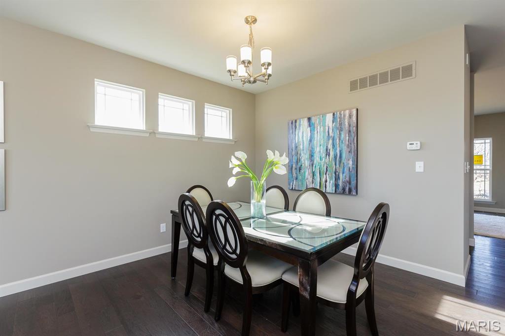 Ryehill Manor - Residential