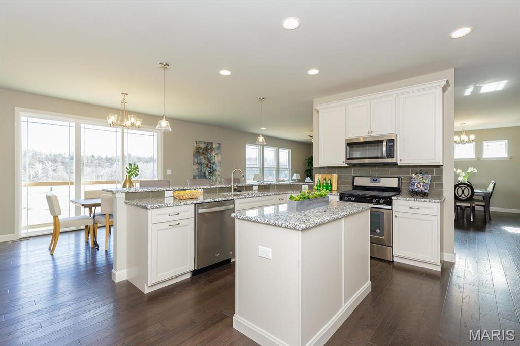 Ryehill Manor - Residential