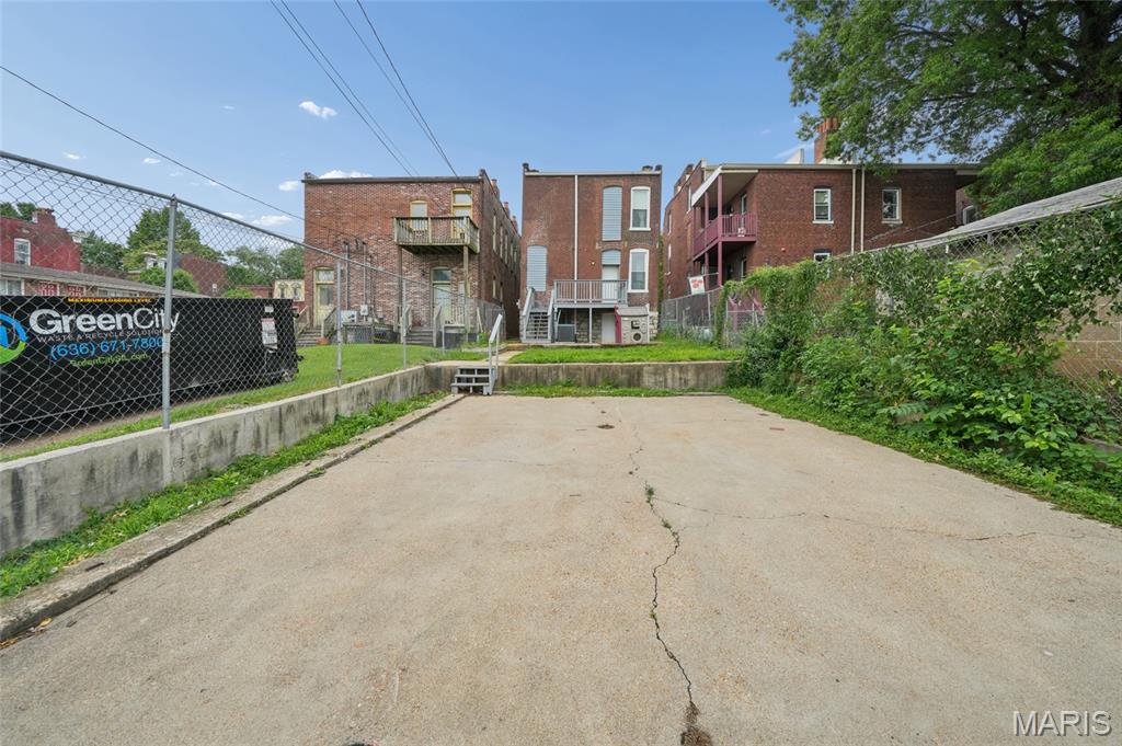 St Louis Commons Add - Residential