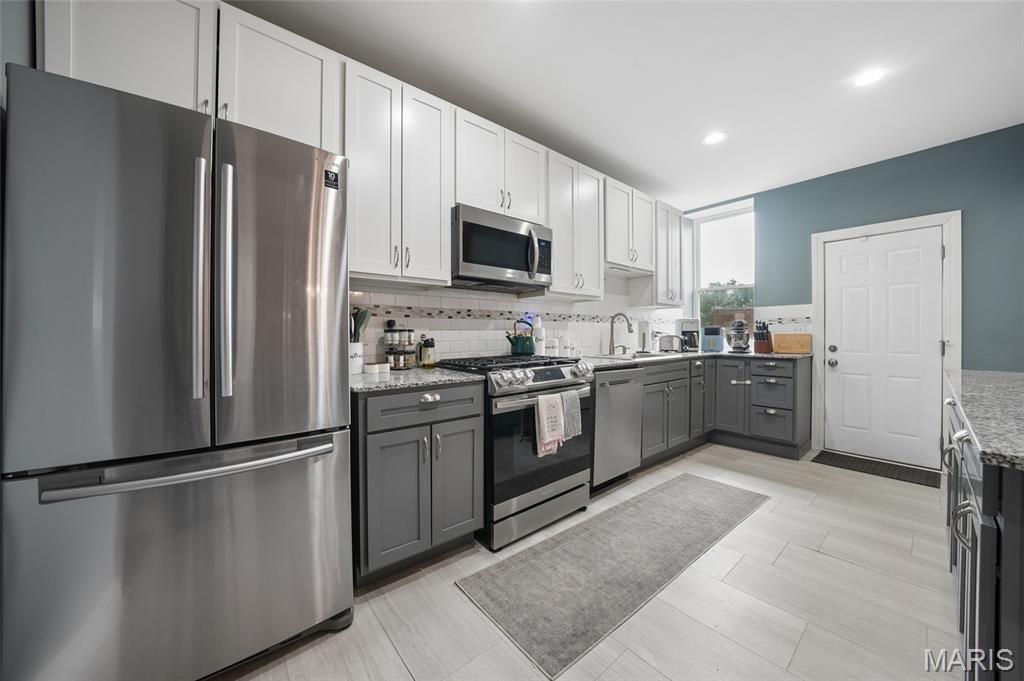 St Louis Commons Add - Residential