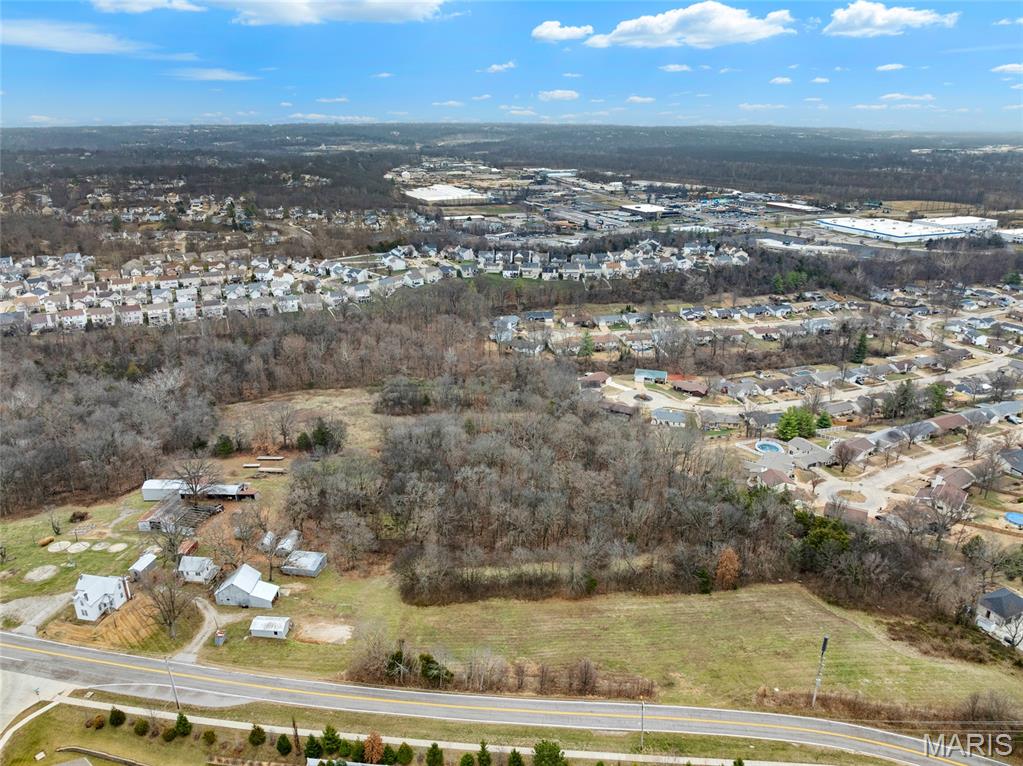 Martha Hawkens - Land