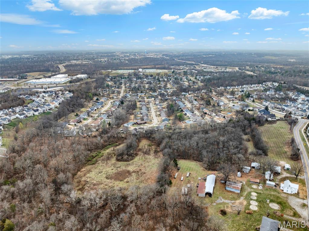 Martha Hawkens - Land