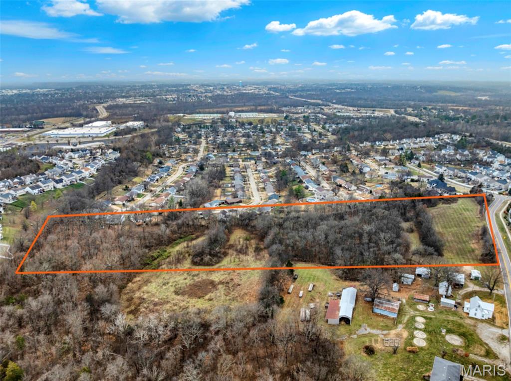 Martha Hawkens - Land