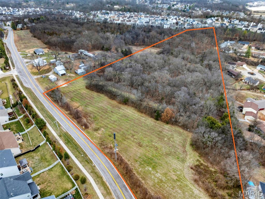 Martha Hawkens - Land