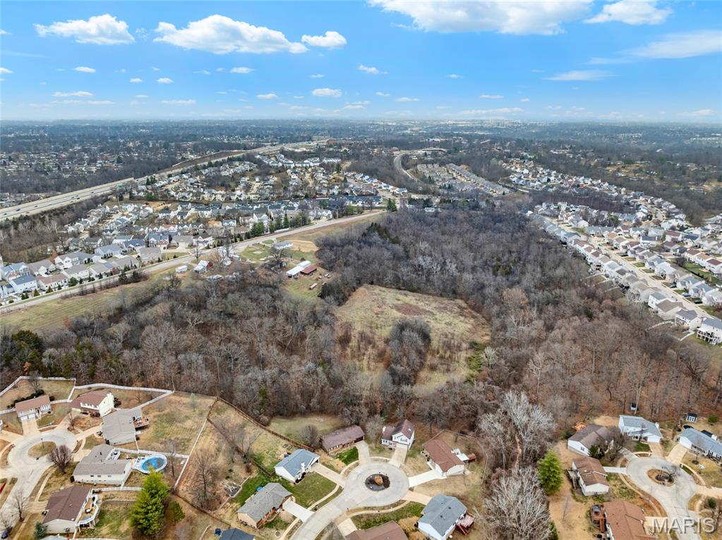 Martha Hawkens - Land