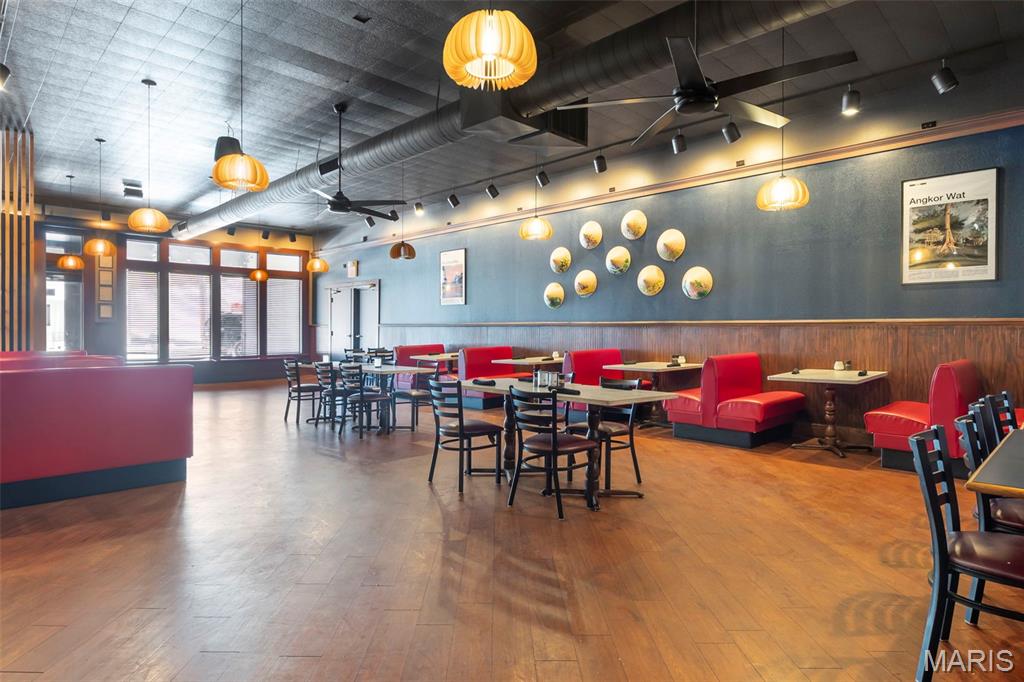 Range Csandford Ellis - Commercial Sale