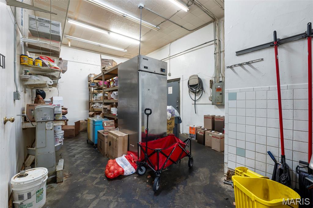 Range Csandford Ellis - Commercial Sale