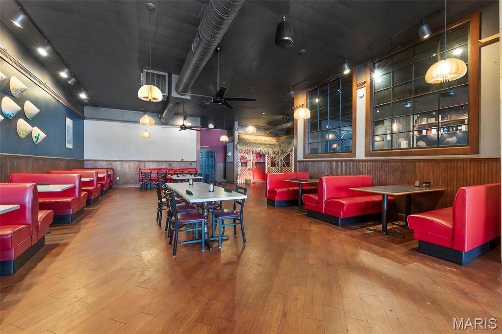 Range Csandford Ellis - Commercial Sale