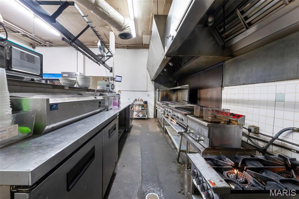 Range Csandford Ellis - Commercial Sale