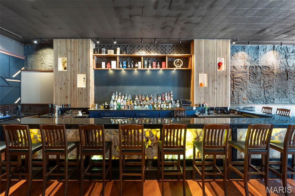 Range Csandford Ellis - Commercial Sale