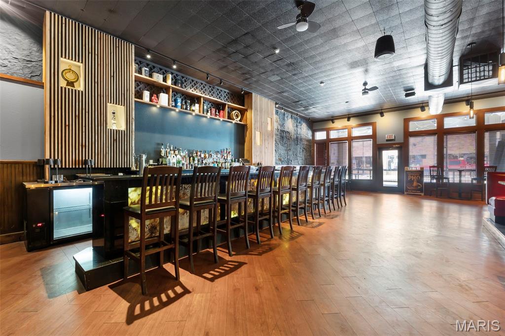 Range Csandford Ellis - Commercial Sale