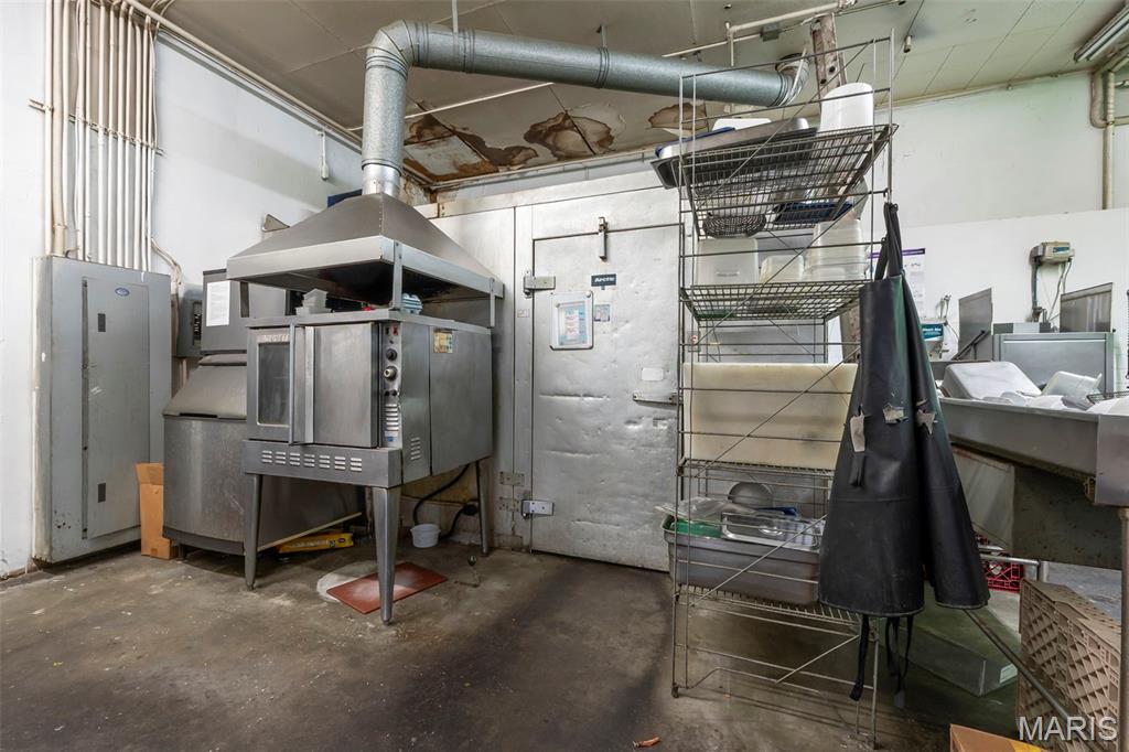 Range Csandford Ellis - Commercial Sale