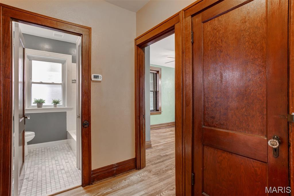 St Louis, Missouri 63116, United States, 2 Bedrooms Bedrooms, ,2 BathroomsBathrooms,Residential,Active,227317