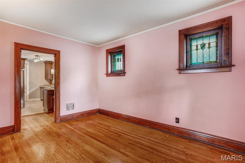 St Louis, Missouri 63116, United States, 2 Bedrooms Bedrooms, ,2 BathroomsBathrooms,Residential,Active,227317