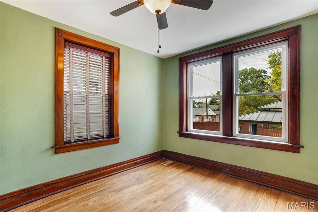 St Louis, Missouri 63116, United States, 2 Bedrooms Bedrooms, ,2 BathroomsBathrooms,Residential,Active,227317