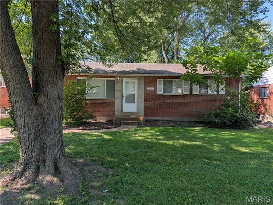 1122 PRIGGE AVE, SAINT LOUIS, MO 63138 - Image 53336479a3af59cdbe2e0c387bb956c2/3833973775