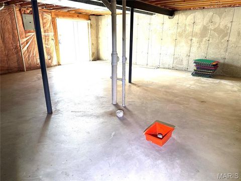 Tiny photo for 914 Palm Bay Drive, Ballwin, MO 63021 (MLS # 25047724)