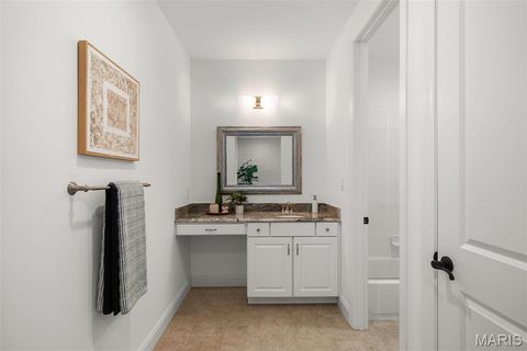 Tiny photo for 1401 Fox Hill Farms Court, Chesterfield, MO 63005 (MLS # 26008688)