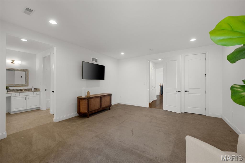 Fox Hill Farms - Residential