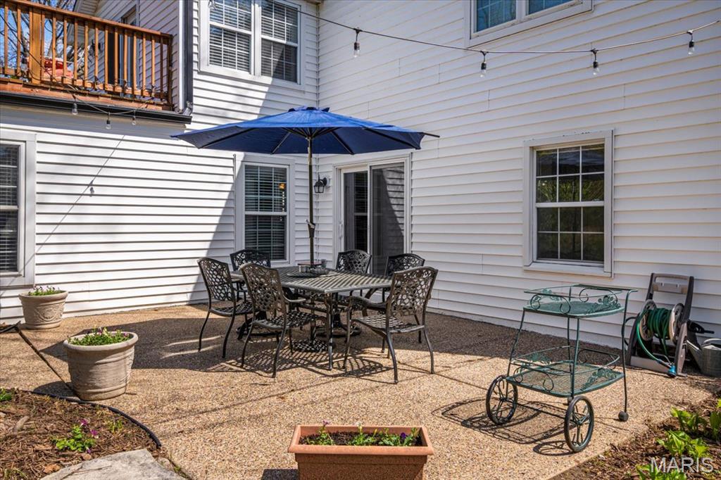 St Louis, Missouri 63122, United States, 4 Bedrooms Bedrooms, ,3 BathroomsBathrooms,Residential,Active,105046