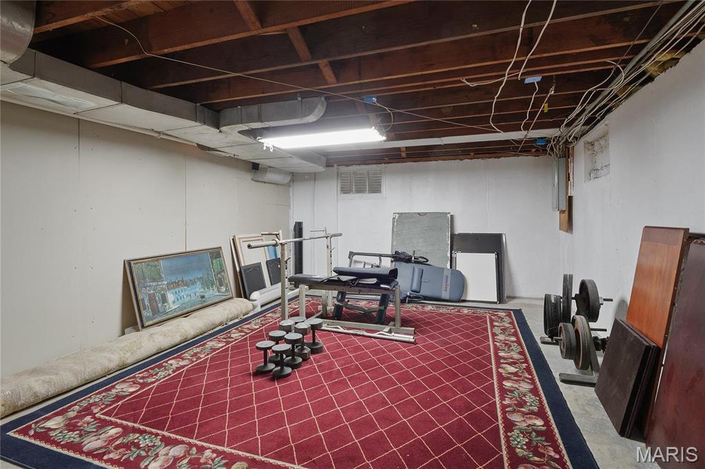 St Louis, Missouri 63122, United States, 4 Bedrooms Bedrooms, ,3 BathroomsBathrooms,Residential,Active,105046