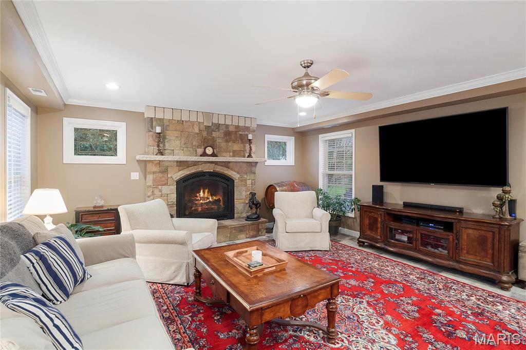 St Louis, Missouri 63122, United States, 4 Bedrooms Bedrooms, ,3 BathroomsBathrooms,Residential,Active,105046